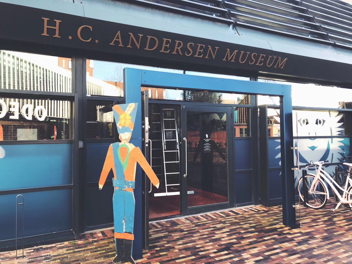 📜H.C. Andersen Museum Odense📘 # 🔎关于安徒生的一生📰 这里记录了安徒