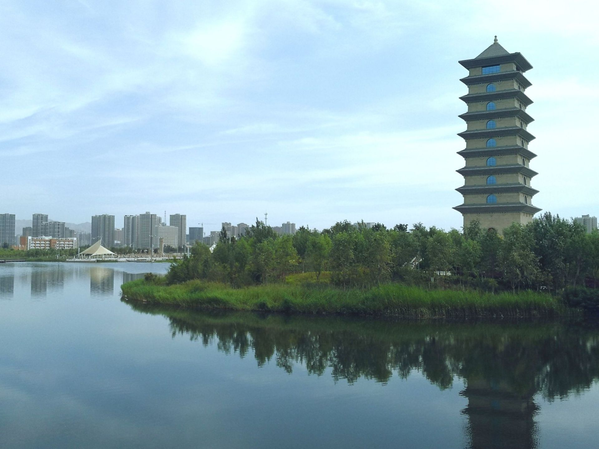 鸿雁广场