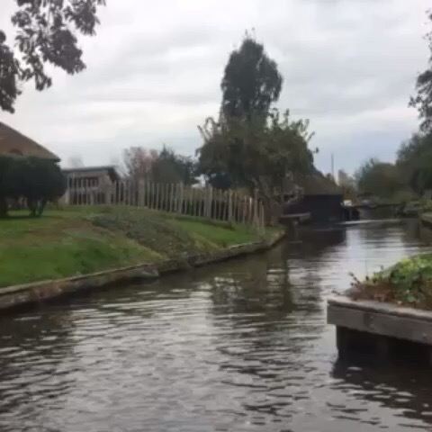 荷兰羊角村一个美丽而宁静的水上小村