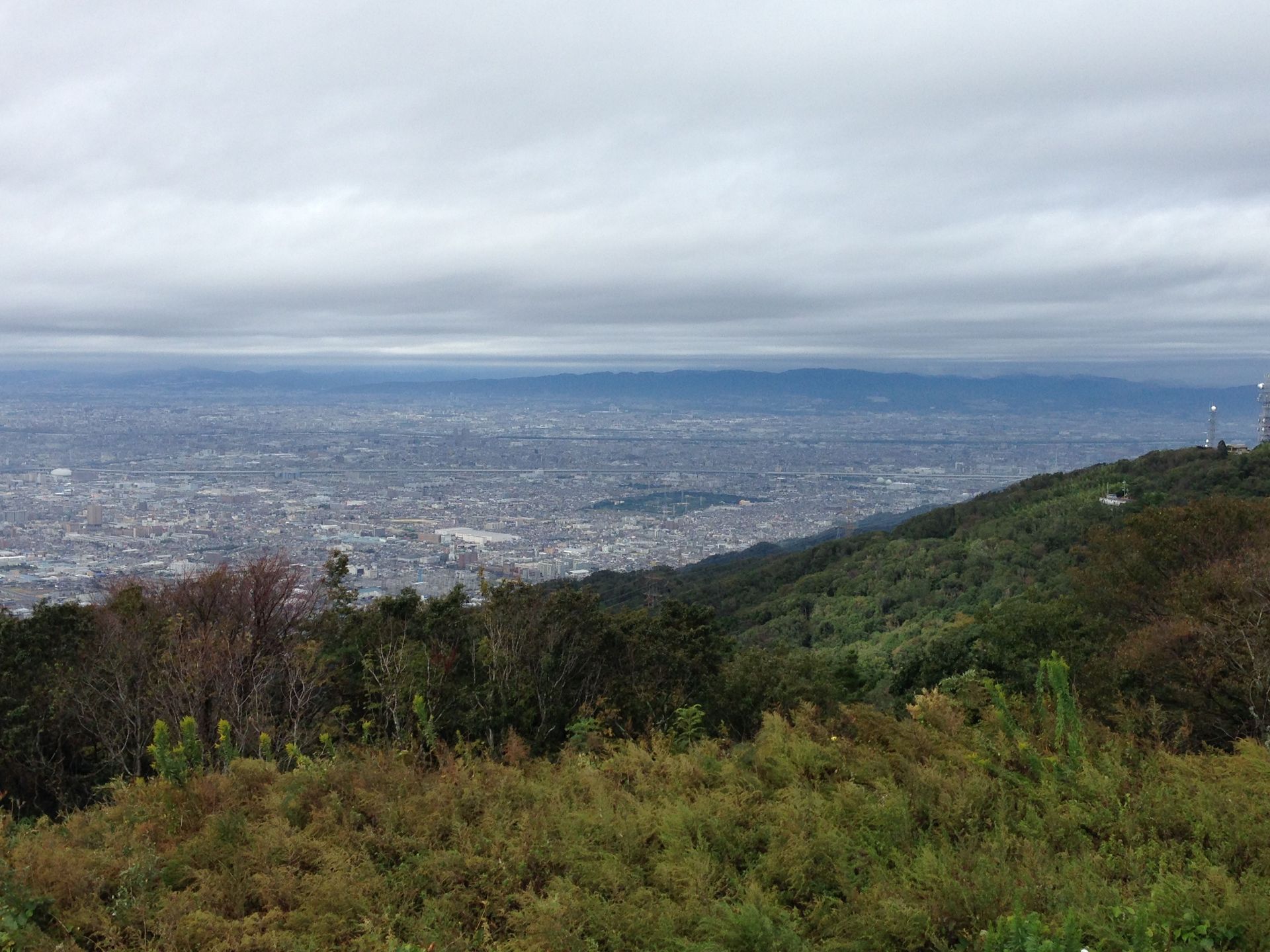 大阪附近的生驹山，一个游乐园，可以运望奈良