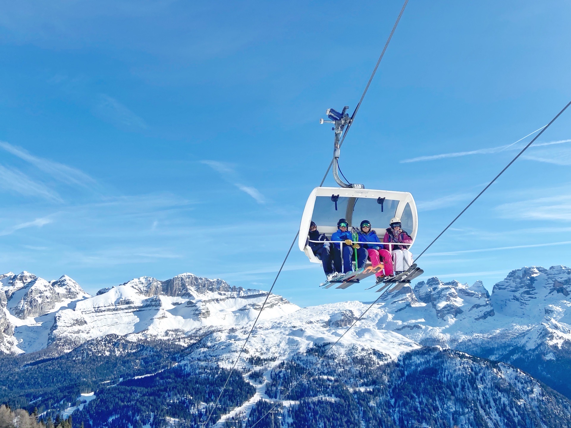 意大利特伦蒂诺滑雪初体验  🌟意大利东北部的多洛米蒂是一个百分百的小众户外天堂！冬天更是意大利最好的