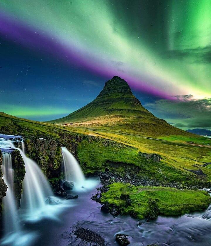 冰岛奇迹—一个酷似草帽的山体  因为这个山长的特别像一个草帽，所以国内的很多游客都会把它叫做草帽山而