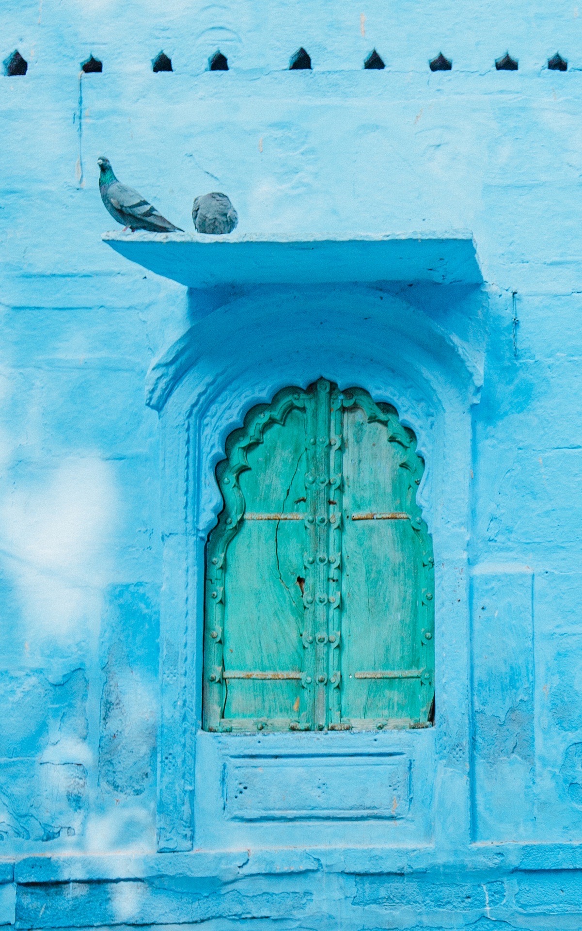 【印度旅行必选之地：蓝色之城焦特布尔】  焦特布尔是拉贾斯坦邦第二大城市，特色当然是蓝色，城市里大部