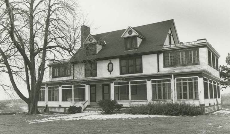 【再访John Dodge house】该建筑建于1898年，现为奥克兰大学的行政办公室，原房主是詹
