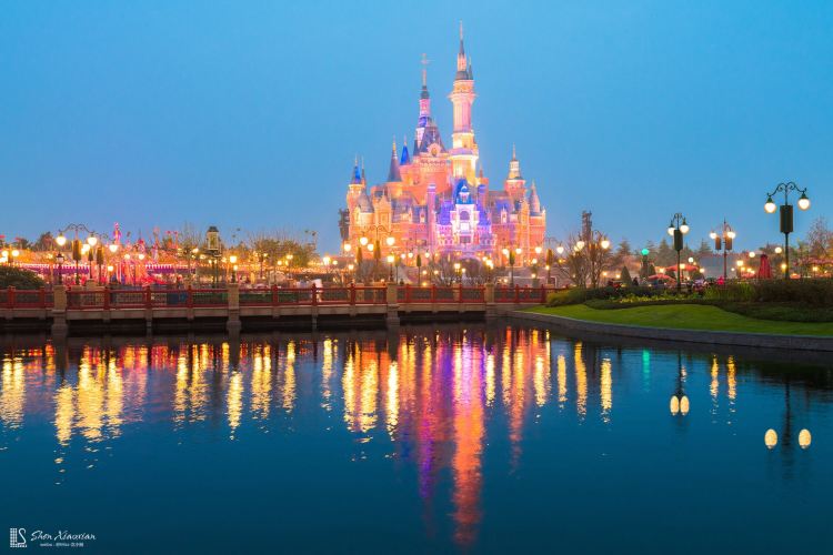 上海迪士尼度假區 （家庭友好，魔幻體驗）