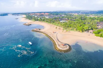 努沙杜瓦格格海滩