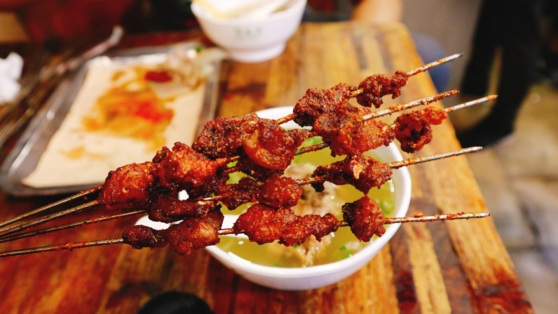 大漠烤肉(盘旋路店)