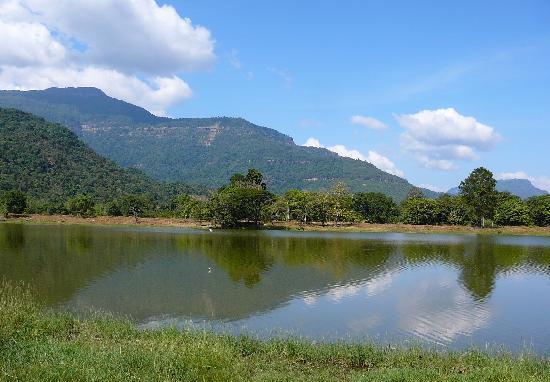 特别外观，美丽的景色——瓦普庙 老挝是一个小地方，但景色却并没有打折扣，这里美丽的景点并不少。像是瓦
