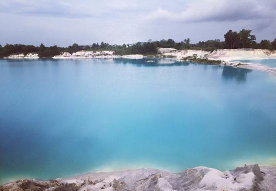 照亮天边一片白 ——印度尼西亚  勿里洞  Kaolin Lake  第一次听到勿里洞这个地方还是在