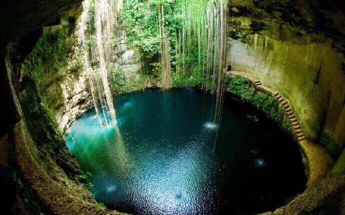 尤卡坦半岛，洞穴潜水的精髓：发现我超级喜欢这种地方，空灵幽静，知道这是哪里吗？墨西哥尤卡坦半岛洞穴潜