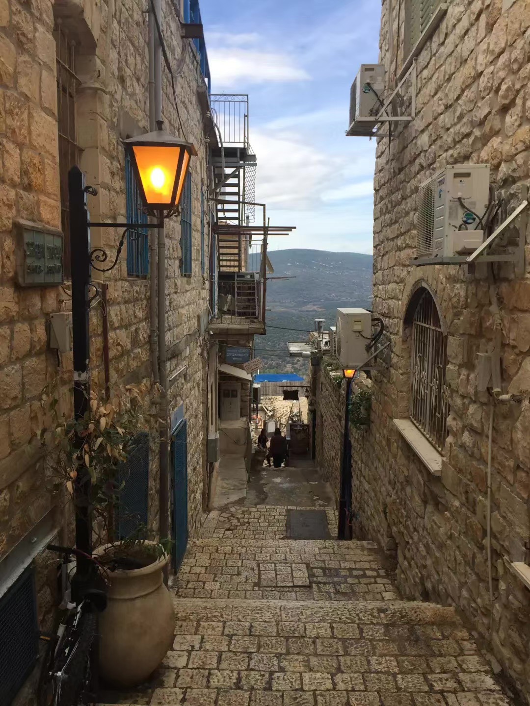 圣地之旅～以色列 四大圣城之一的萨法德小镇，代表空气，被CNN评为全球最美小镇之一，神秘的老城，保留