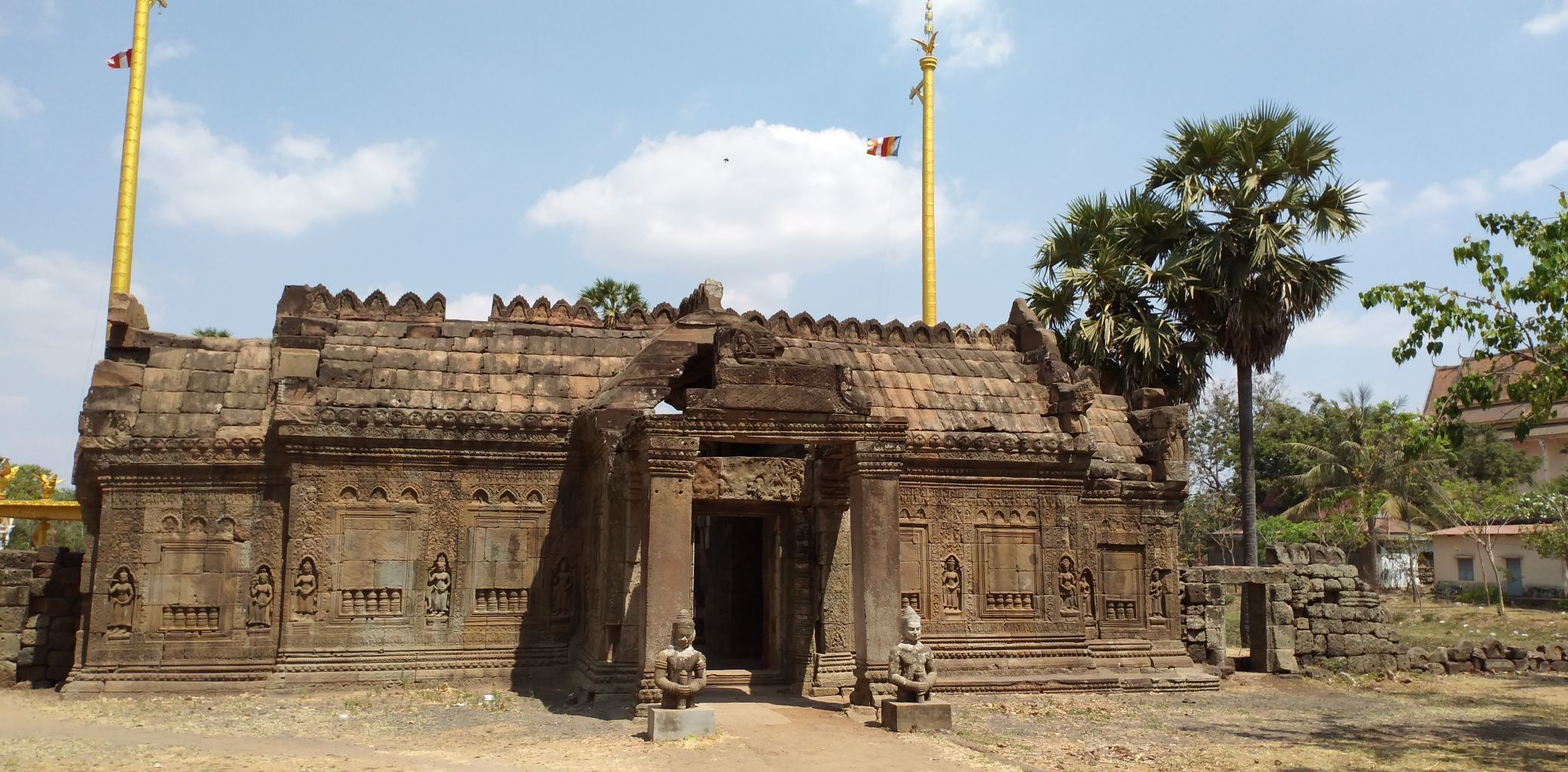 安哥寺Nokorbachey Tempel   /（Wat  Nokor ） 二 .  是一座 吴哥