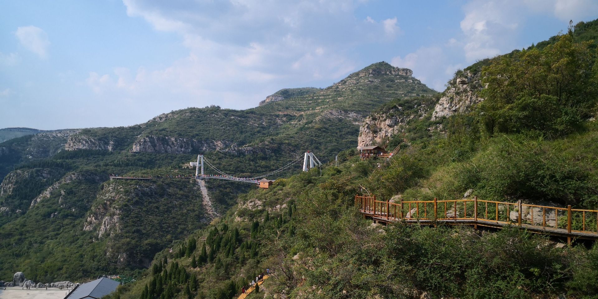 齐鲁第一大佛风景区