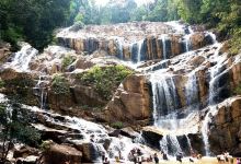 Sungai Pandan Waterfall景点图片