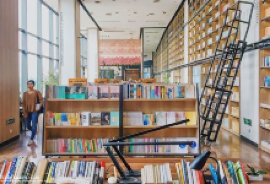 纸的时代书店(阿罗海城市广场店)购物图片