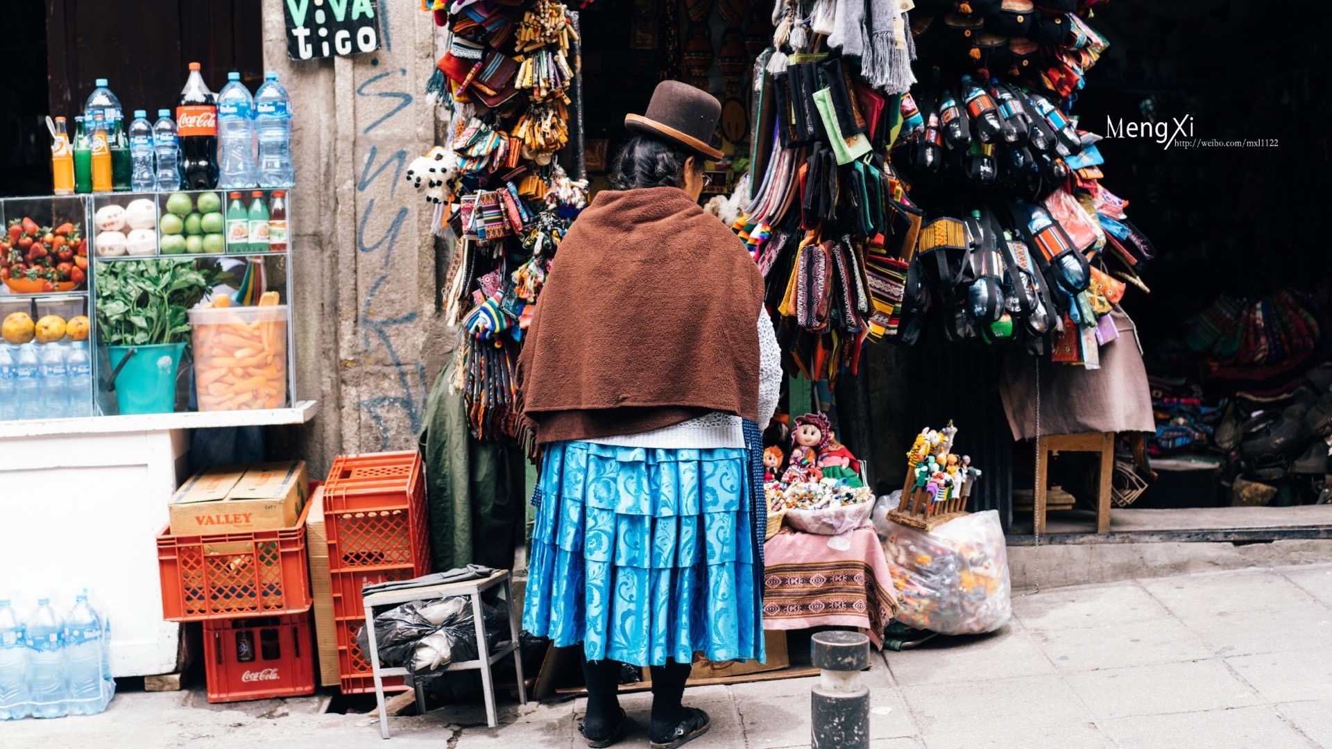 玻利维亚的女巫市场你知道长什么样吗？ 去玻利维亚旅行时，第一站我们先去的拉巴斯。拉巴斯 的酒店我们选