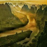 陈泓辛(铁戈金甲铸洪钟)