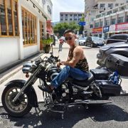 浪迹天涯旅行家