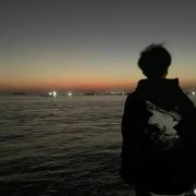 爱旅行的小霓