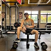 深情不及久伴2025