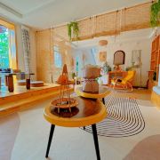 半山半城民宿-凌凌