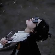 荔枝湾湾.