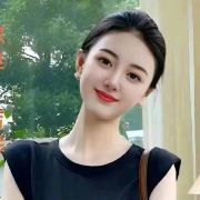 自由自在:爱旅游的小妹