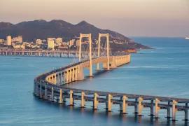 3-Day Dalian Tour: Romantic Coastal Scenery, Garden City