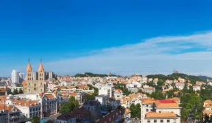 3-Day Qingdao Tour: Breeze by the Orange Sea