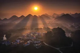 賀州2日遊:穿梭於黃姚古鎮與姑婆山的時光隧道