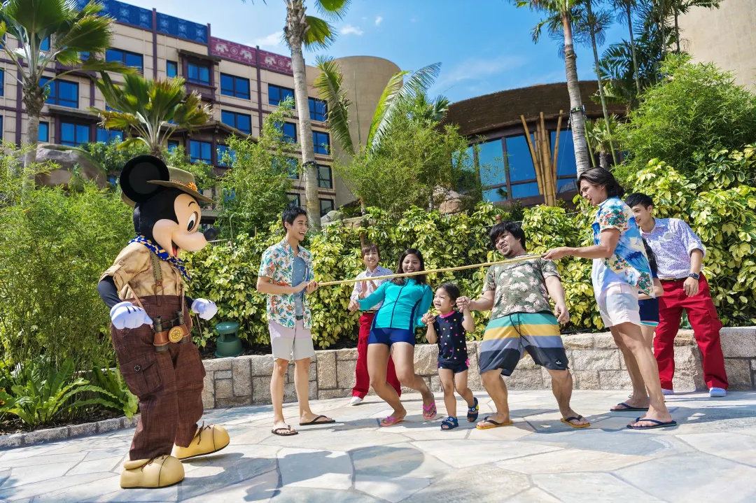 迪士尼探索家度假酒店(Disney Explorers Lodge)