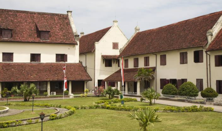 Tempat Wisata di Makassar-Benteng Rotterdam Makassar