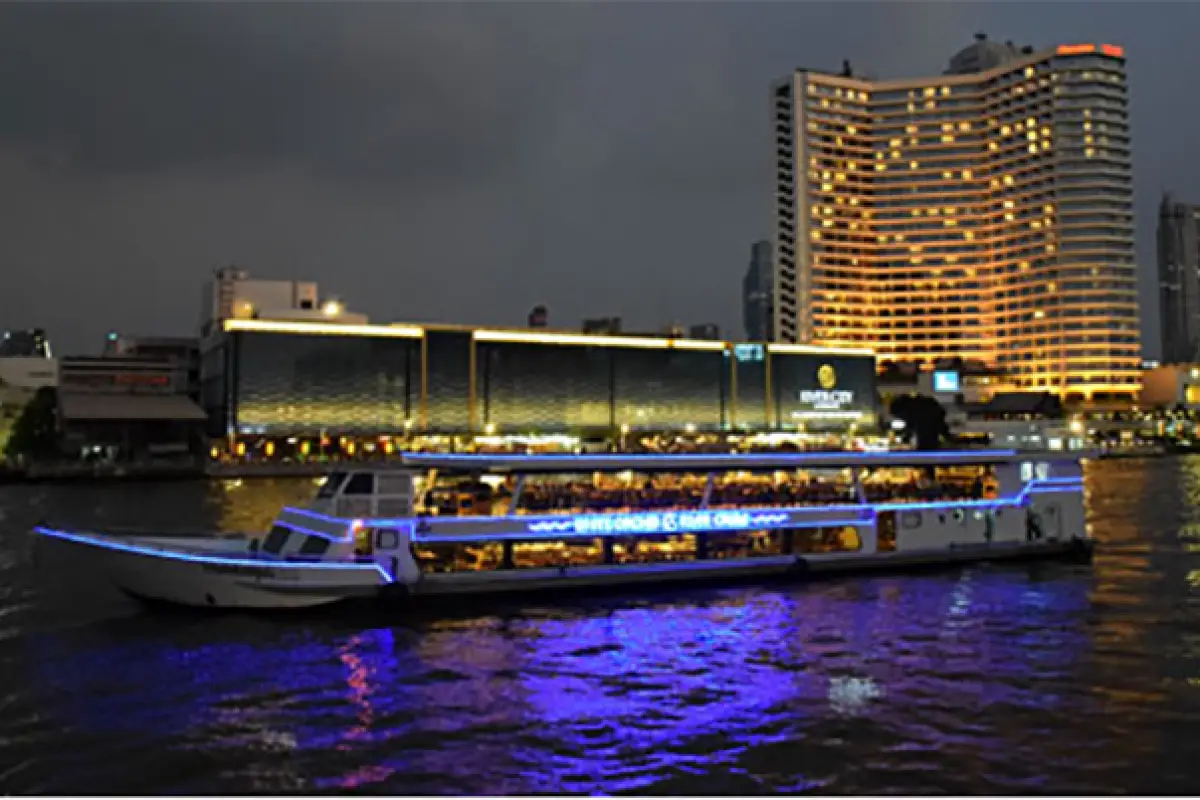 3.ホワイトオーキッド号リバークルーズ