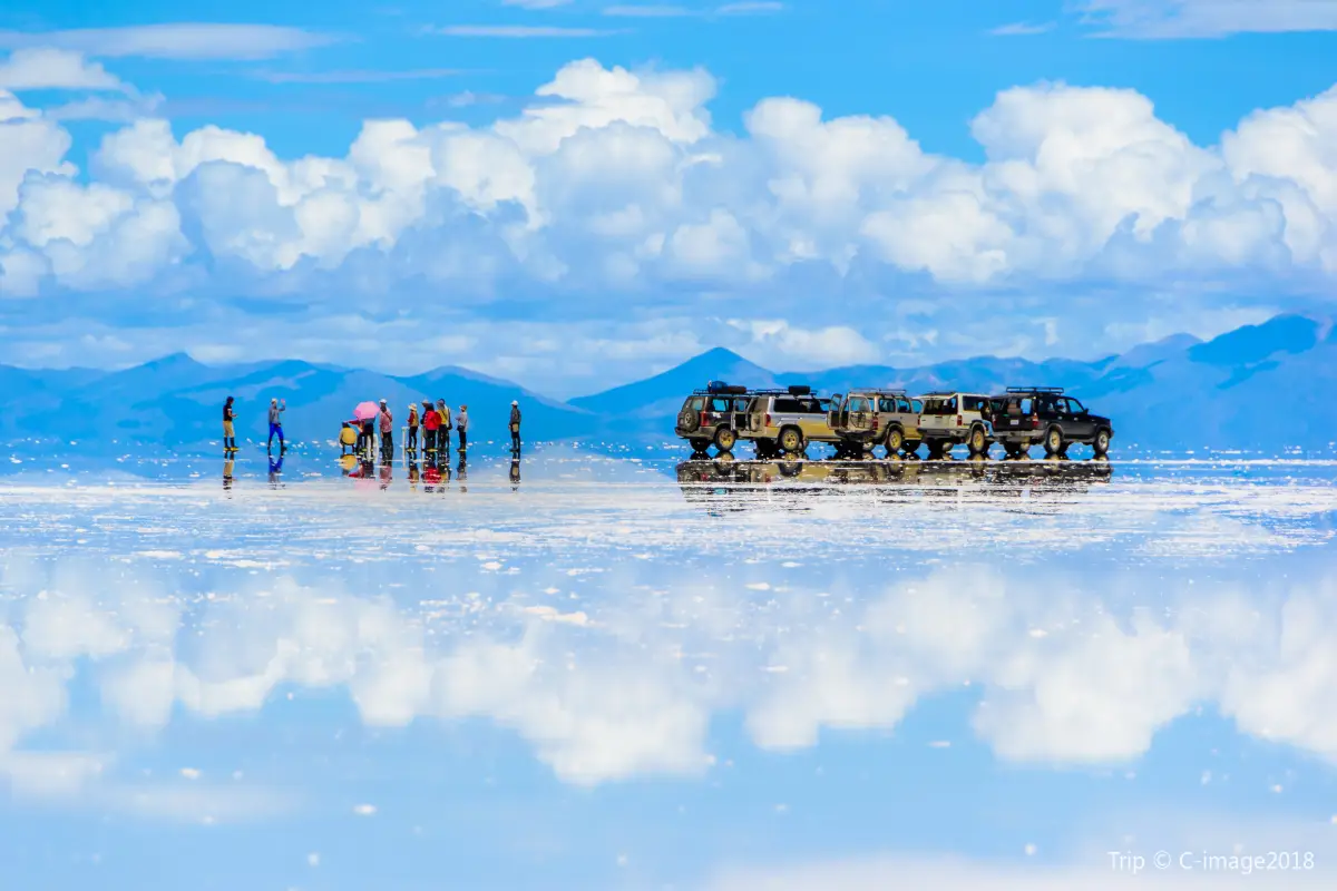 1.ウユニ塩湖｜ボリビア