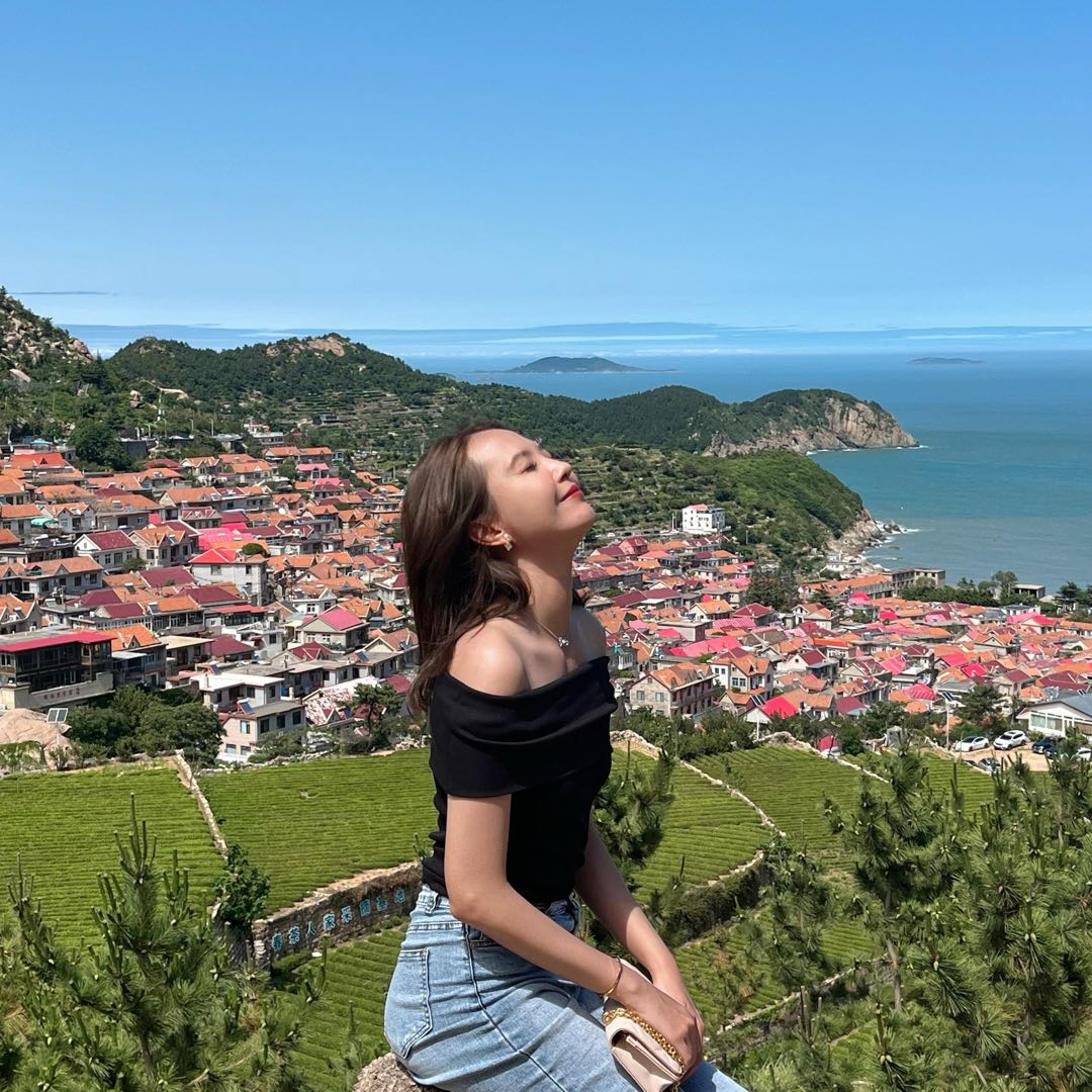 รูปโปรไฟล์ของผู้เขียน