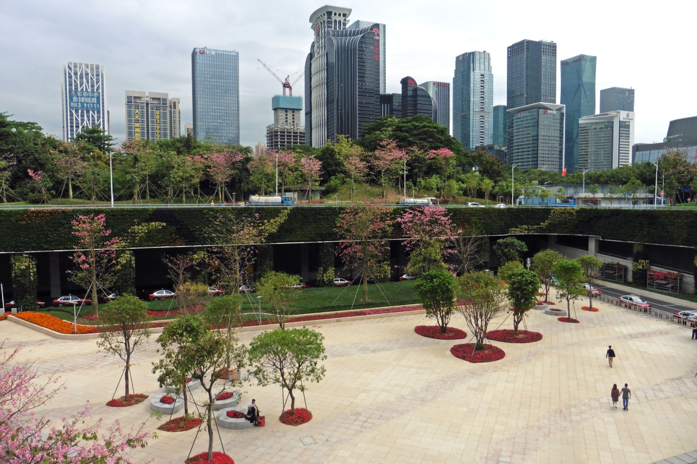 File:Futian Railway Station Shenzhen China (38061781625).jpg - Wikimedia Commons