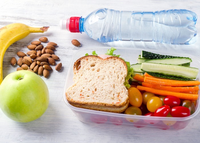Foods you can and can't take on airplanes