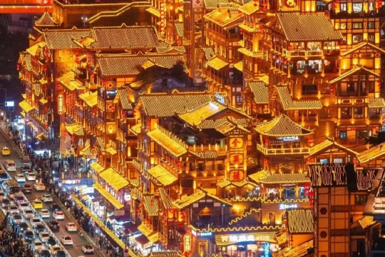 踩點《難哄》9 個重慶景點打卡全攻略：跟著桑延、溫以凡重返重慶拍攝地＋住進桑延同款江景夜景！