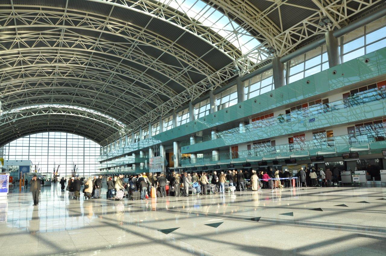 Izmir Adnan Menderes Airport, Izmir