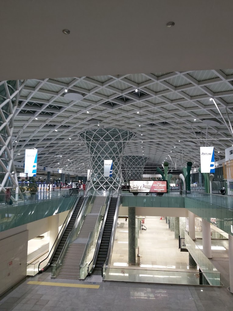Izmir Adnan Menderes Airport, Izmir