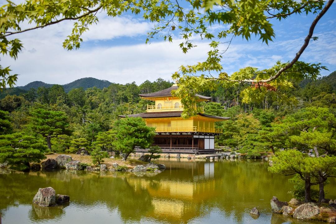 วัดคินคะคุจิ (Kinkaku-ji) เกียวโต - ที่เที่ยวญี่ปุ่น