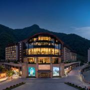 神农架康帝君兰酒店