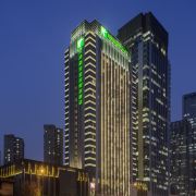 天津融侨套房假日酒店