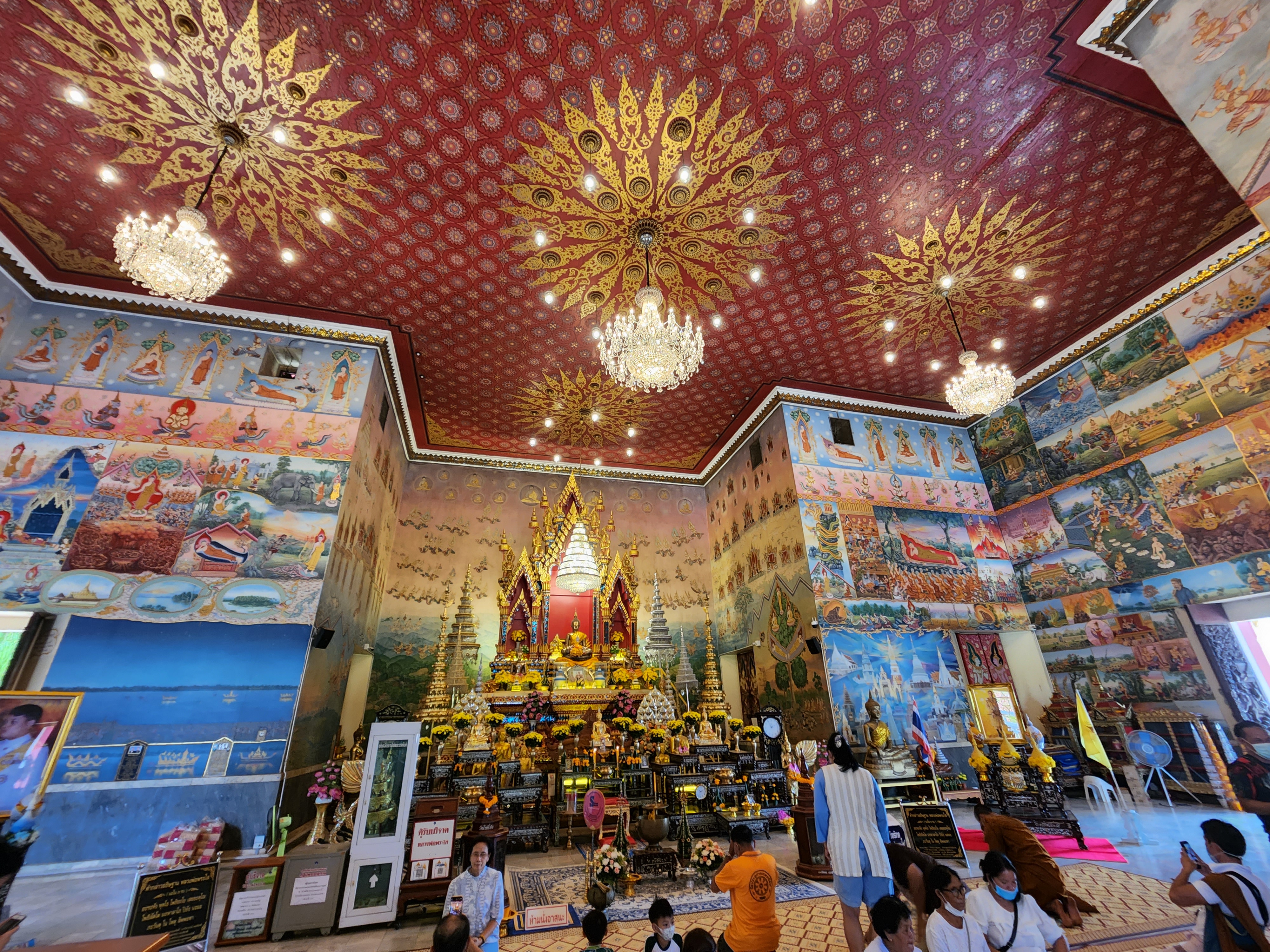 廊开府 Pho Chai 寺 Luang Pho Phra Sai