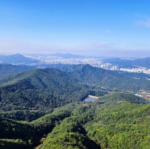 首尔美丽的山清溪山