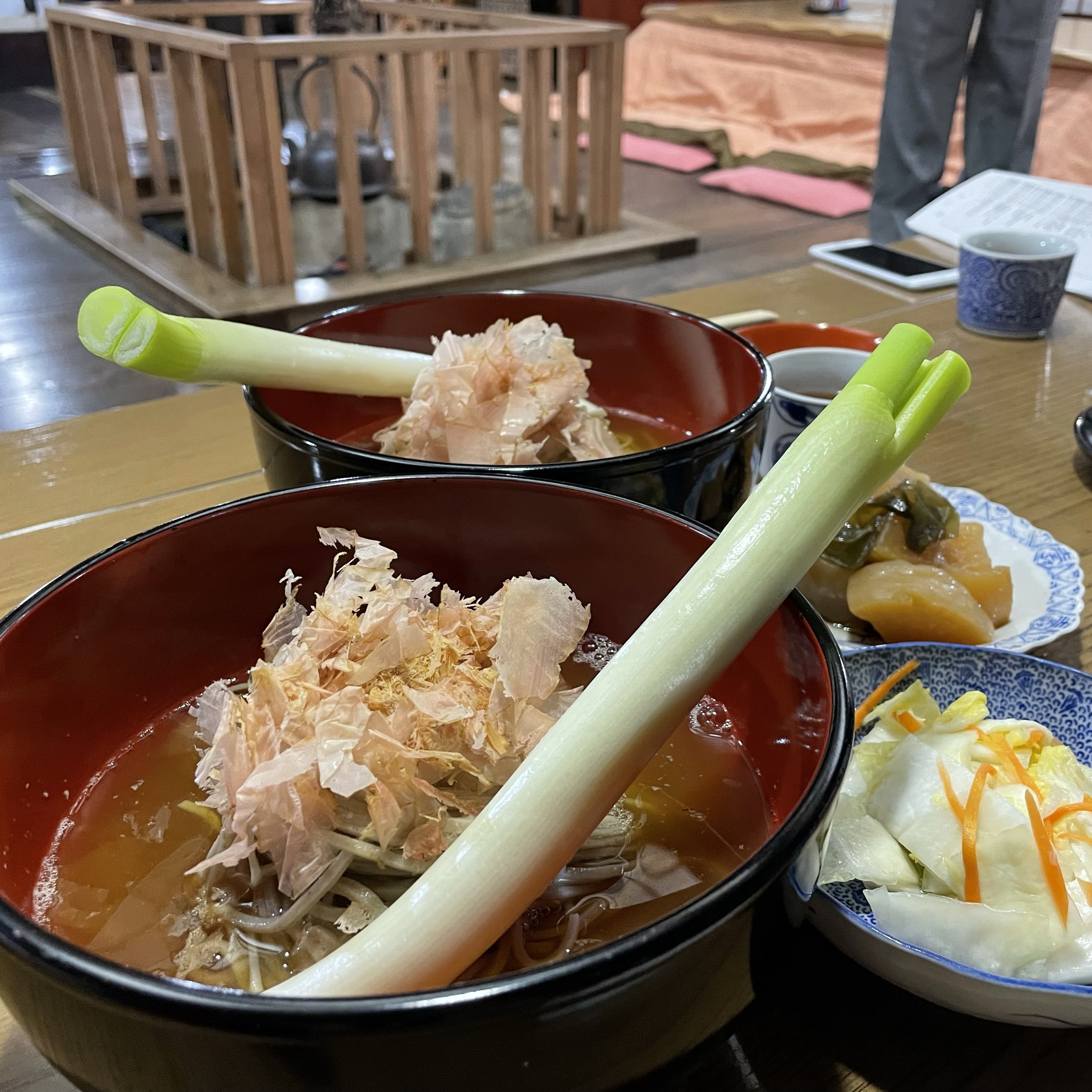 【福岛】用葱代替筷子吃的麦面“三泽屋”
