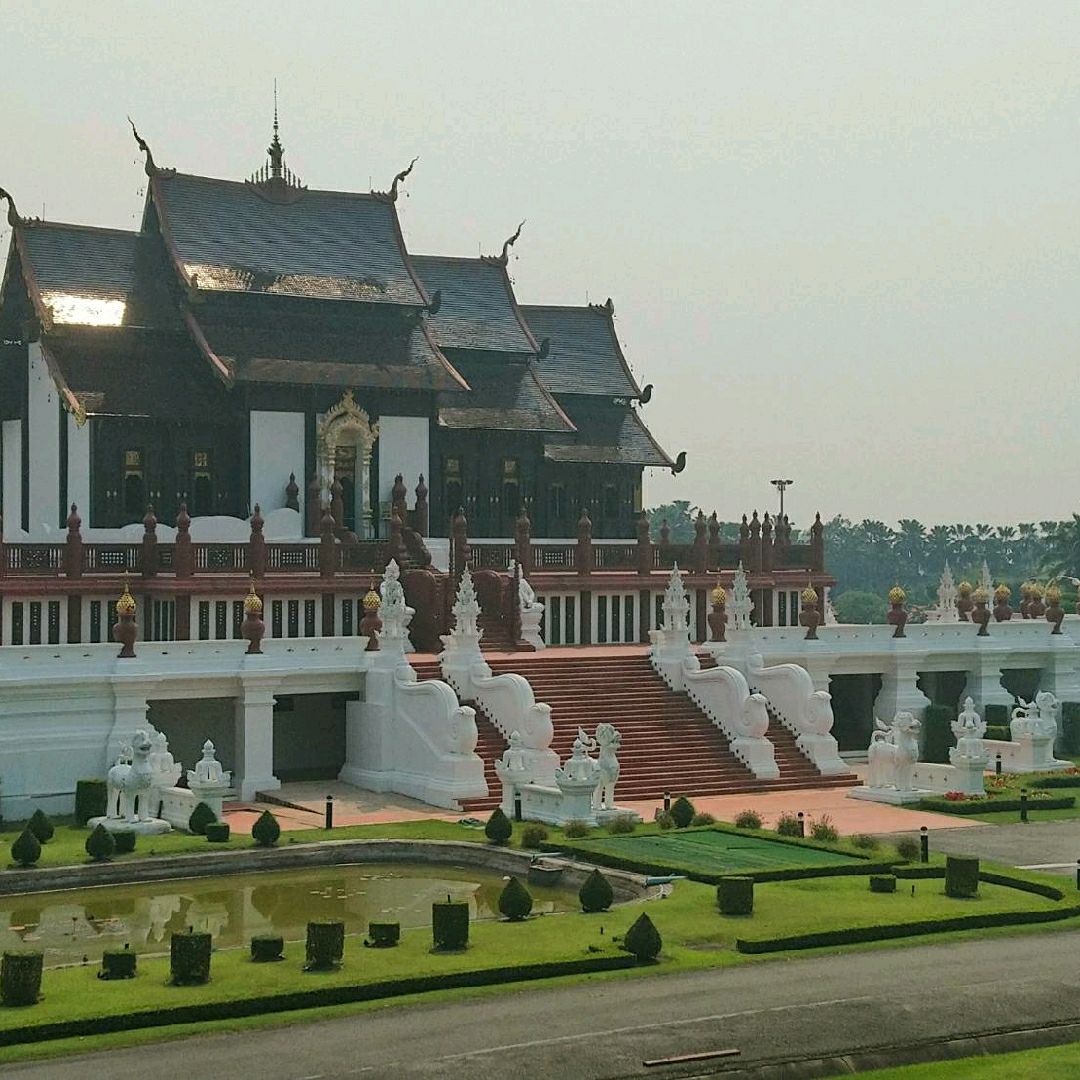 Hor Kham Luang ​ 皇家公园 Roschapruek
