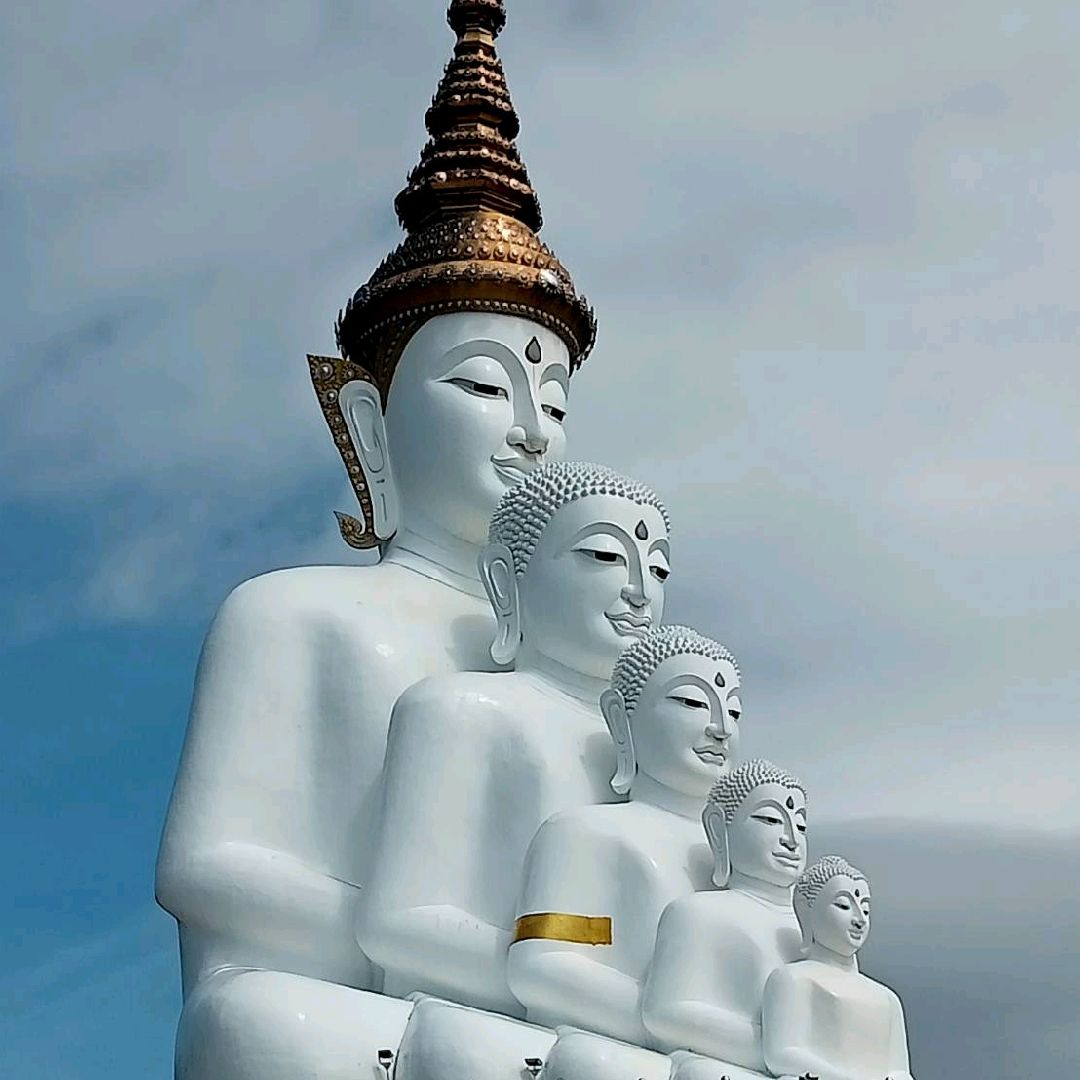 Wat Pha Son Kaew, Khao Kho