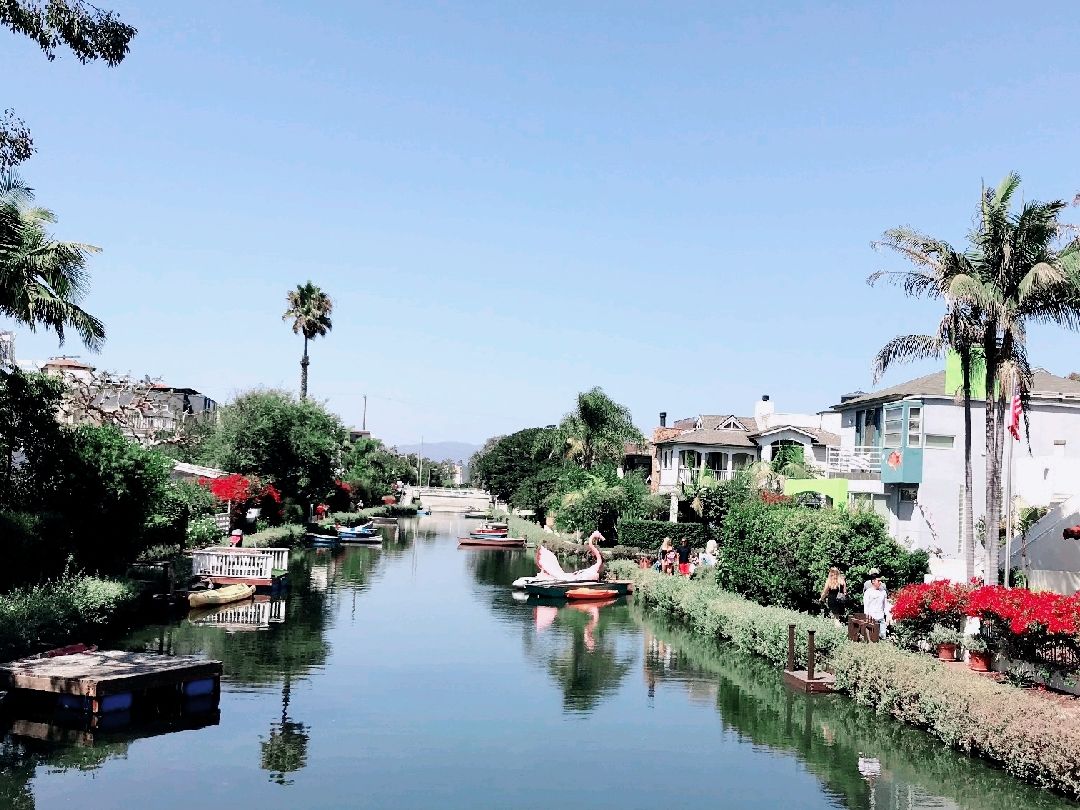 [洛杉矶]威尼斯运河,一个浪漫的村庄,每个房子都有船