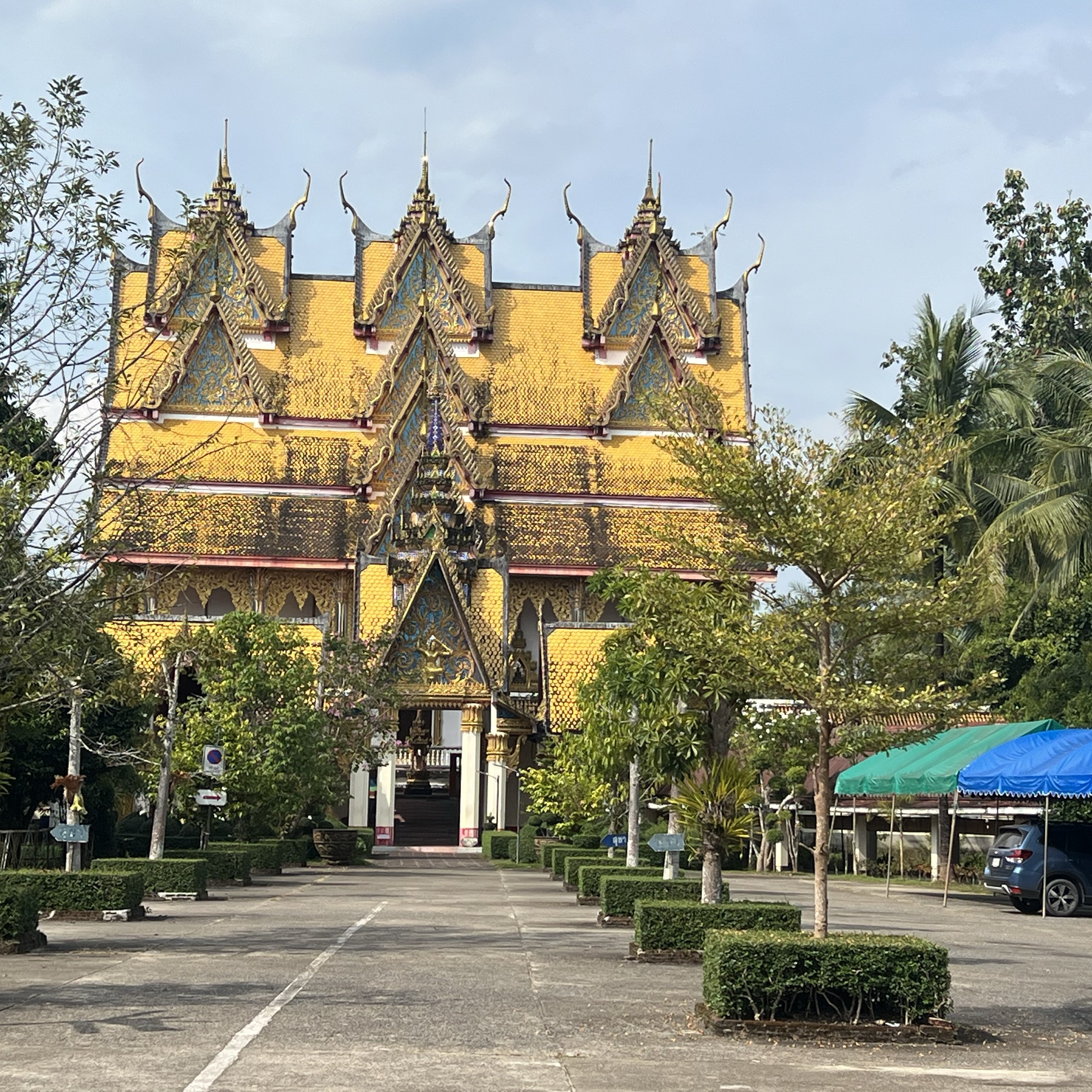 📍 Wat Wang Wekararam 或 Wat Luang Pho Uttama Sangkh